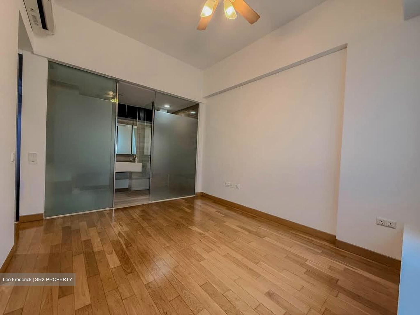 SilverSea (D15), Condominium #542121121
